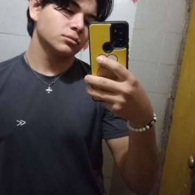 CRISTIANPRADO es una hombre de 19 años que busca amigos en Mendoza 