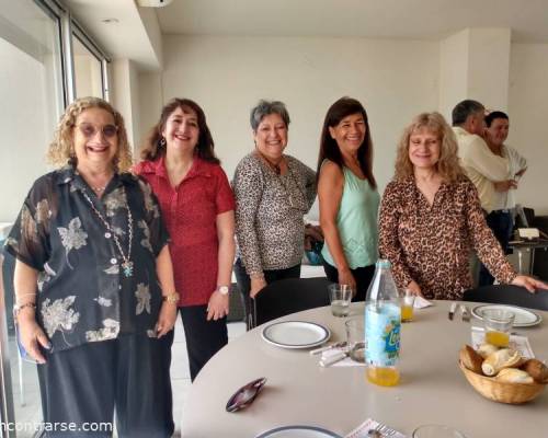 Bellas todas...gracias por venir y compartir una tarde hermosa! :Encuentro Grupal ¡¡  Asado y Cachengue en Palermo !! ( 52/65 años)