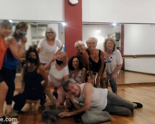 Hermosa clase y lindo grupo !!!!!! :Encuentro Grupal Danza Contemporánea