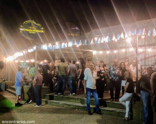 Noche tremenda !!! :Encuentro Grupal THE TUMBLING STONES TRIBUTO A LOS ROLLING EN VIVO